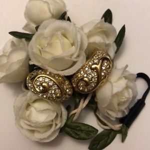 Vintage Christian Dior Clip On Earing